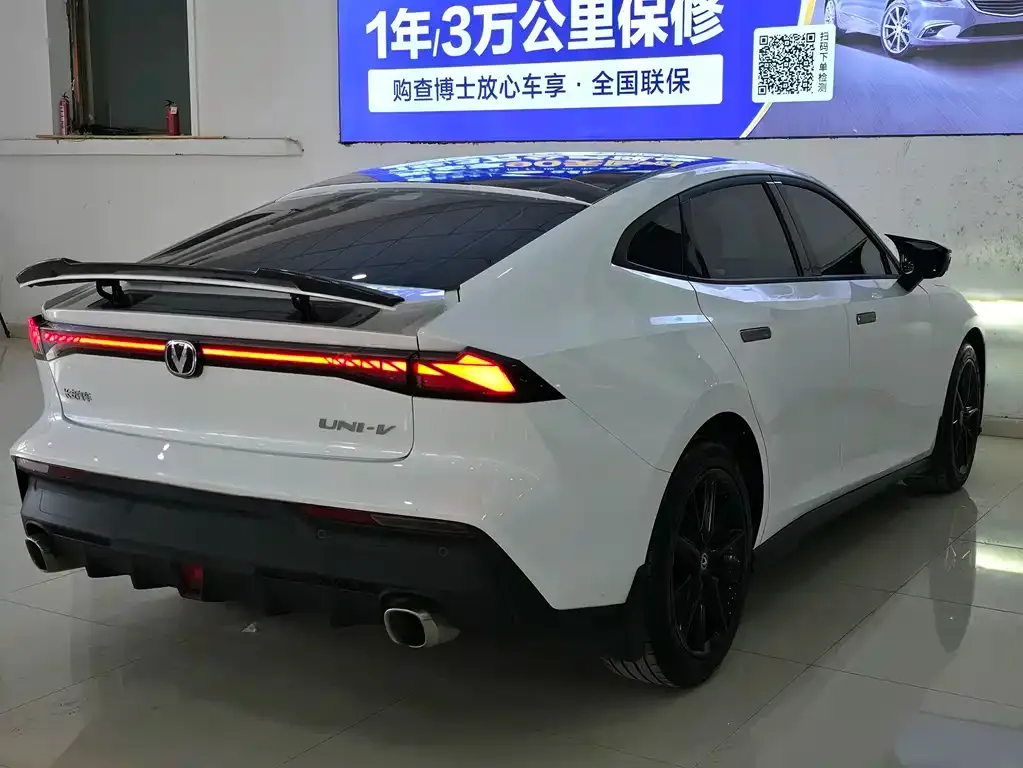 Changan UNI-V — фото 6