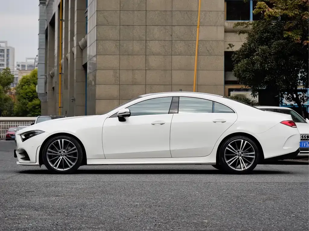 Mercedes-Benz CLS — фото 9