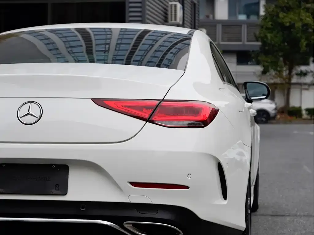 Mercedes-Benz CLS — фото 2