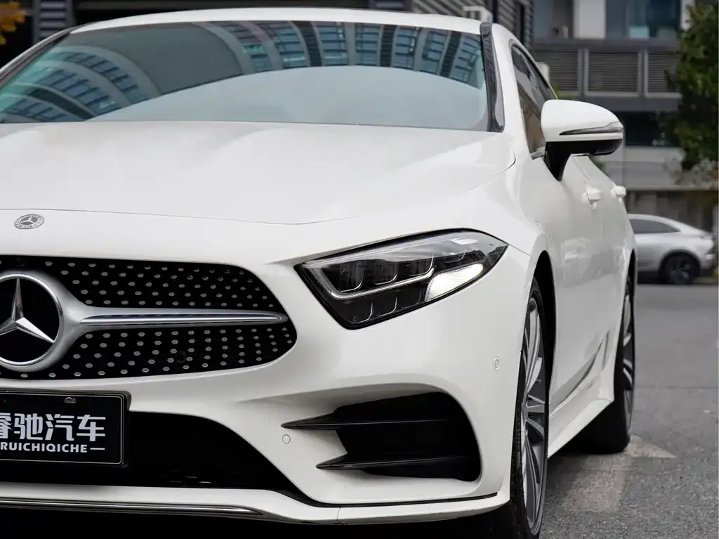 Mercedes-Benz CLS — фото 6