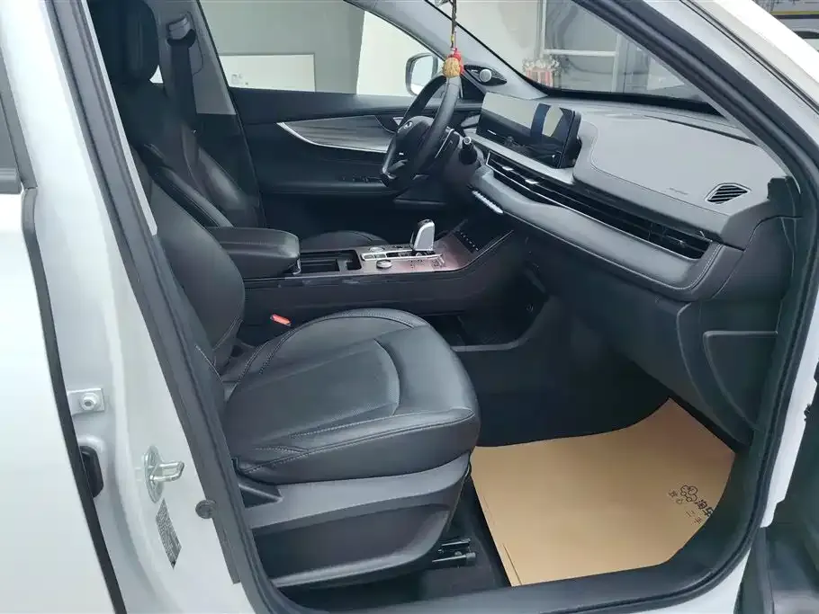 Chery Tiggo 8 PLUS — фото 9