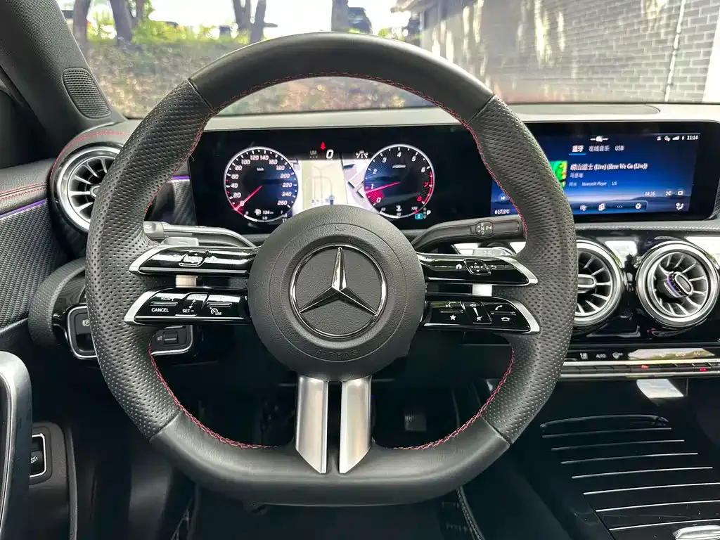 Mercedes-Benz A-Class — фото 10