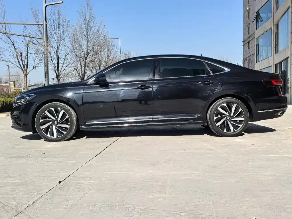 Volkswagen Passat — фото 9