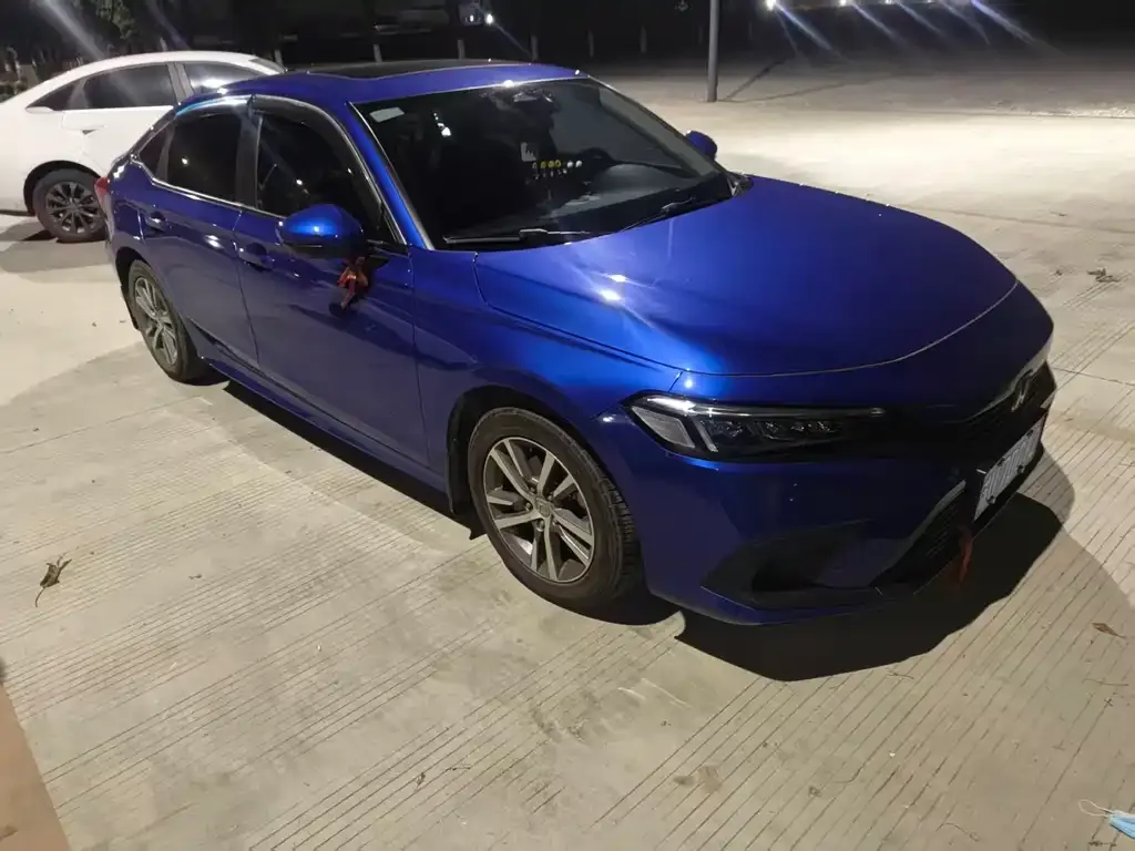 Honda Civic — фото 1