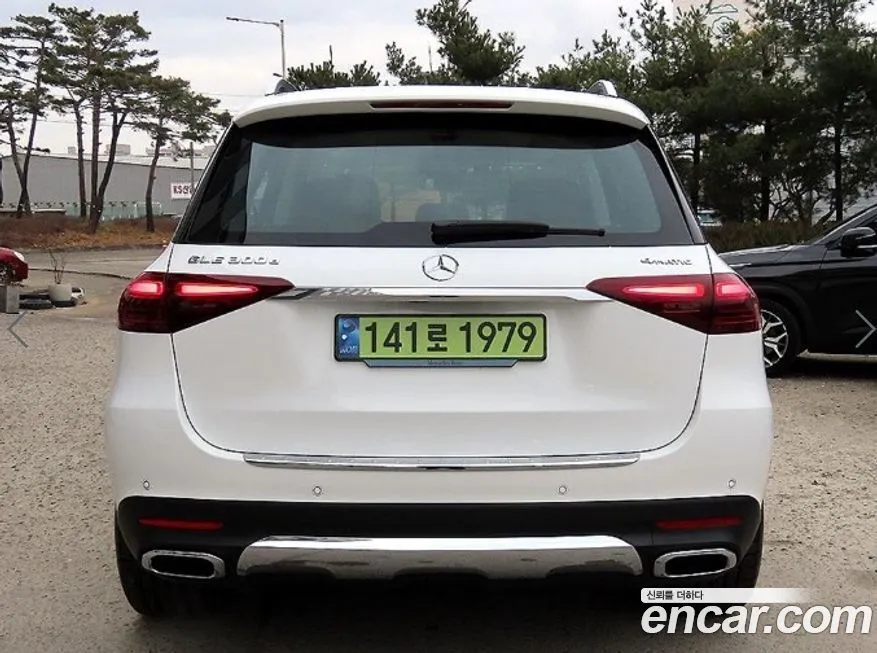 Mercedes-Benz GLE-Class — фото 4