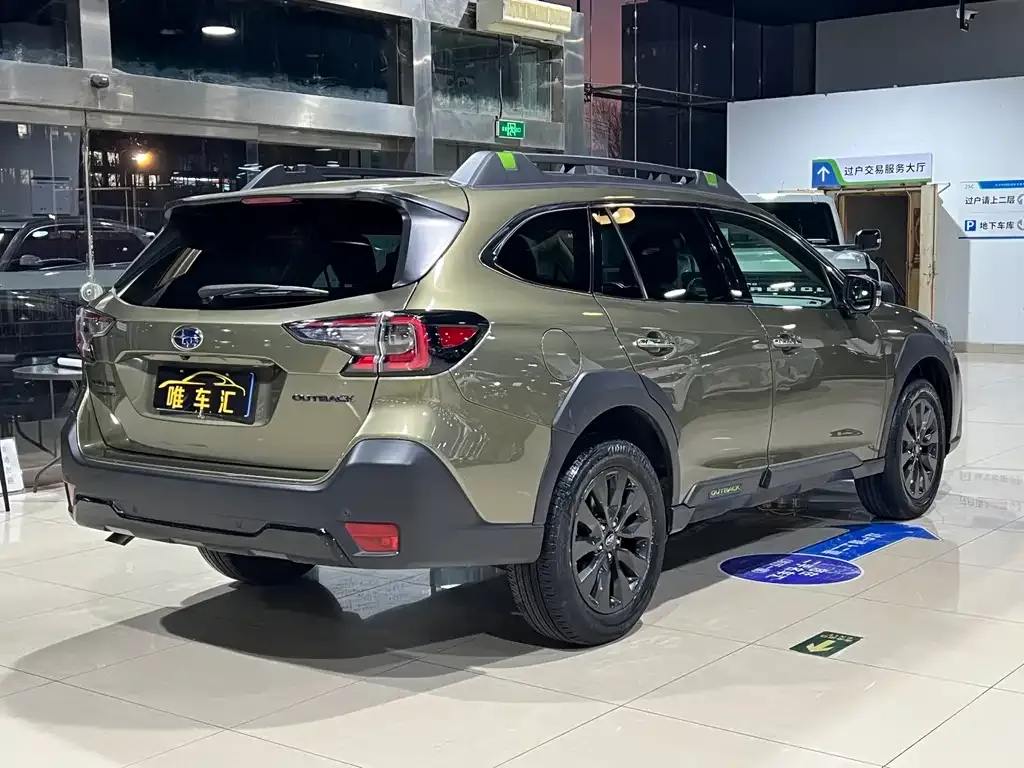 Subaru Outback — фото 3