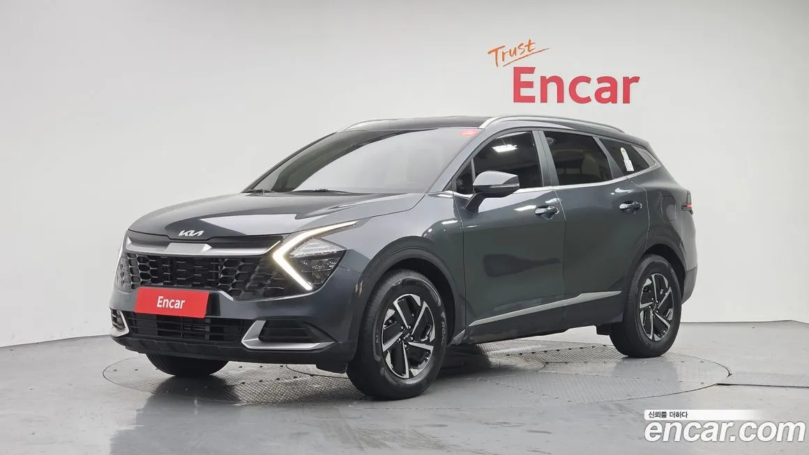 Kia Sportage — фото 1