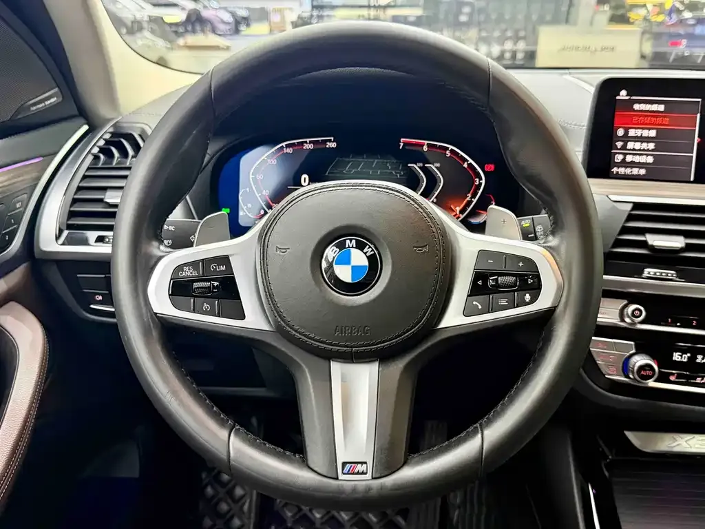 BMW X3 — фото 2