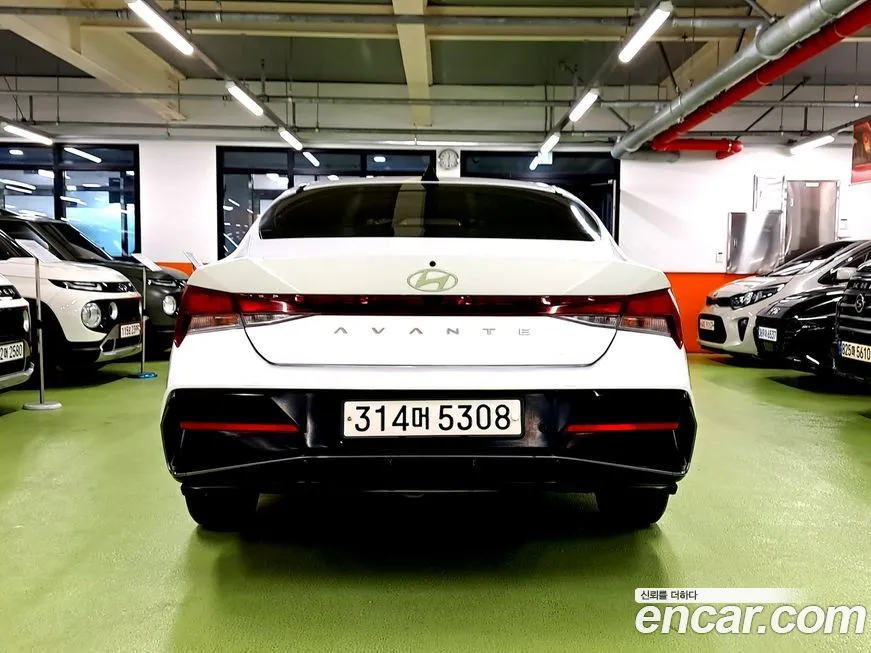 Hyundai AVANTE — фото 4