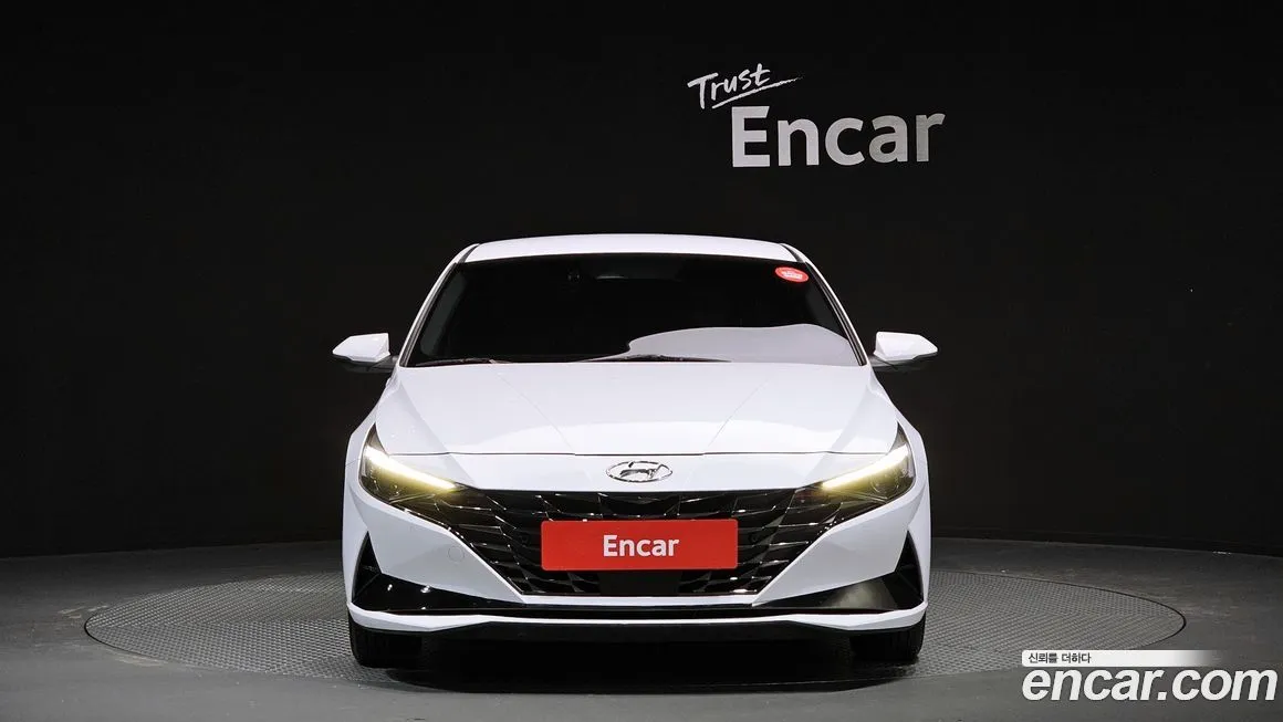 Hyundai AVANTE — фото 3