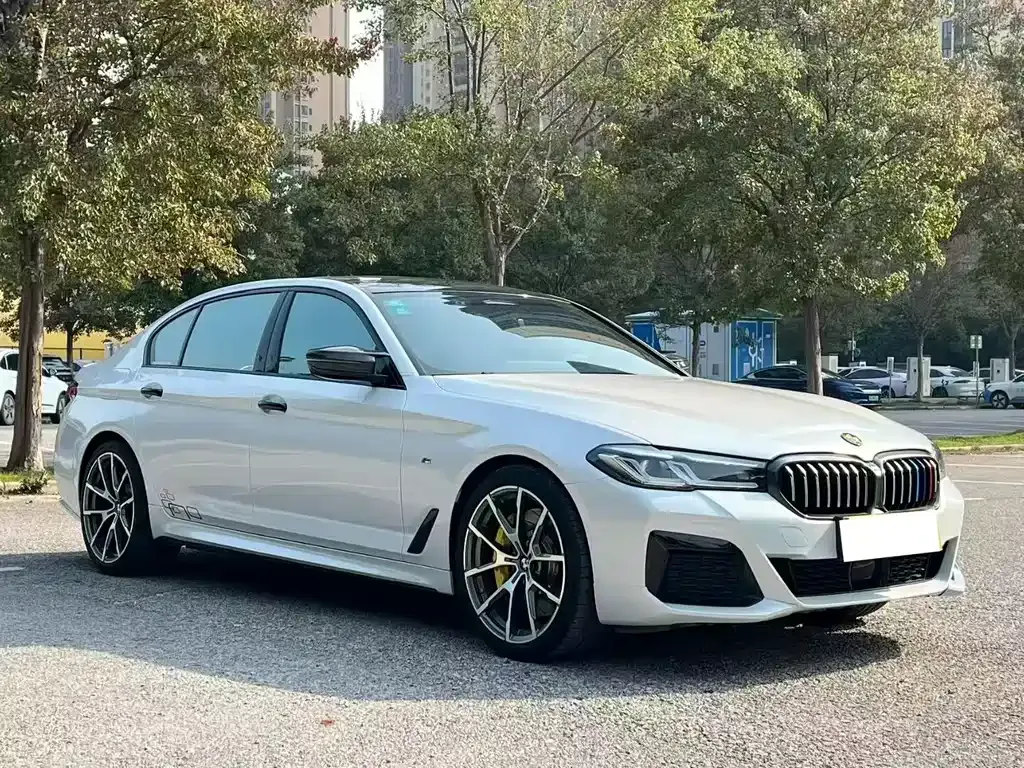 BMW 5 Series New Energy — фото 6