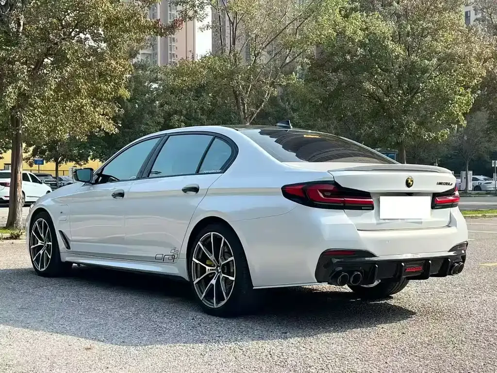 BMW 5 Series New Energy — фото 5