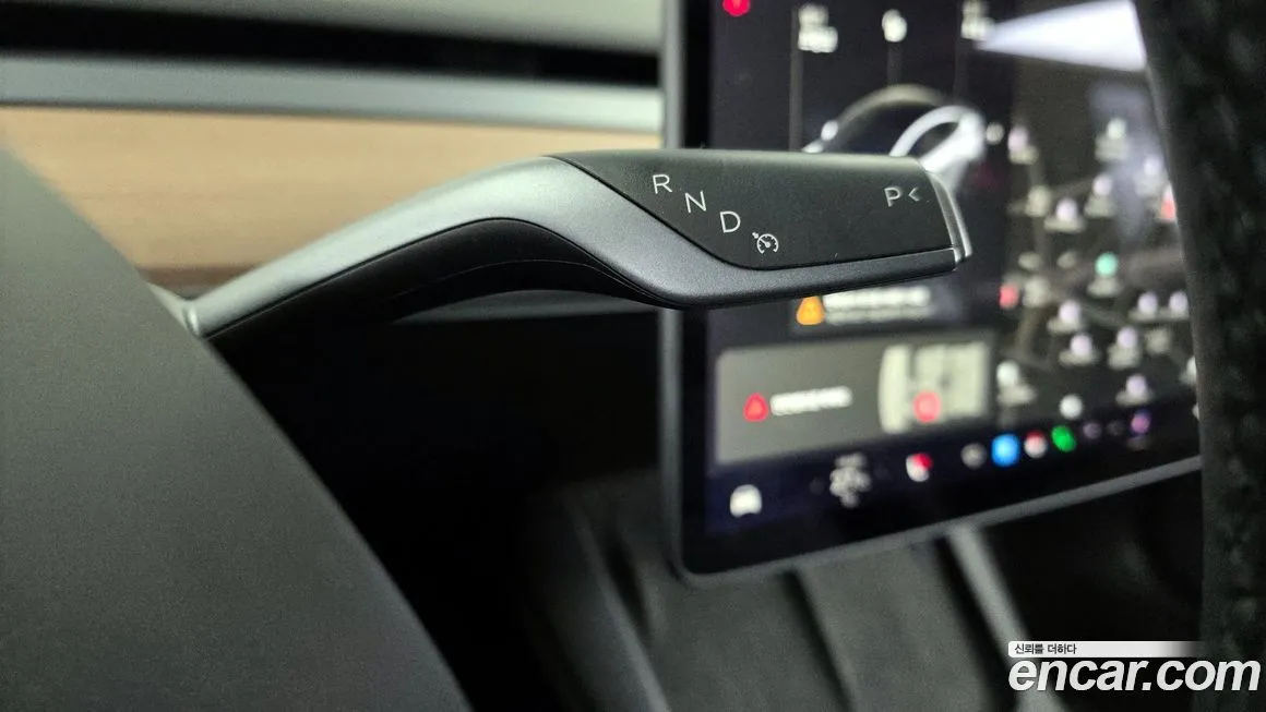 Tesla Model 3 — фото 3