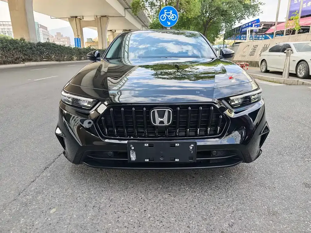 Honda Inspire — фото 5