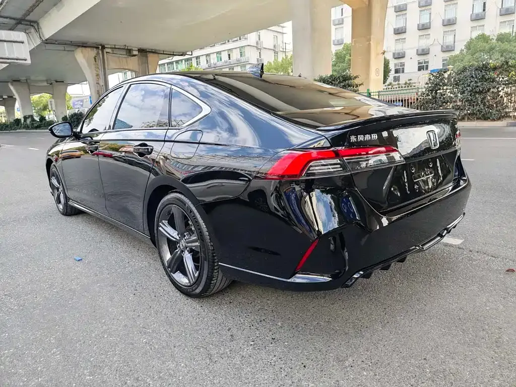 Honda Inspire — фото 8