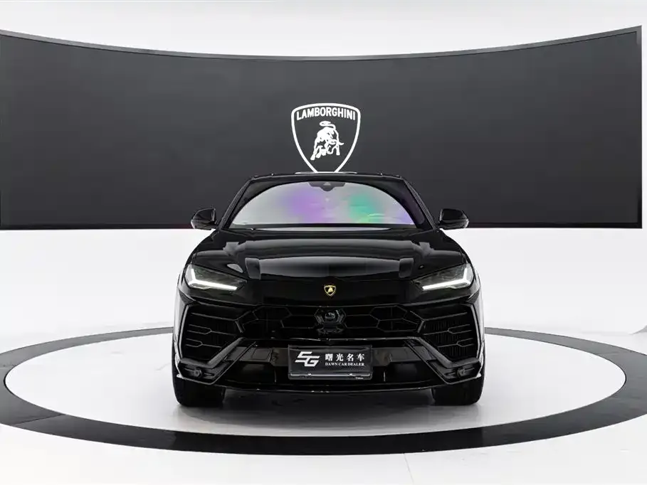 Lamborghini Urus — фото 6