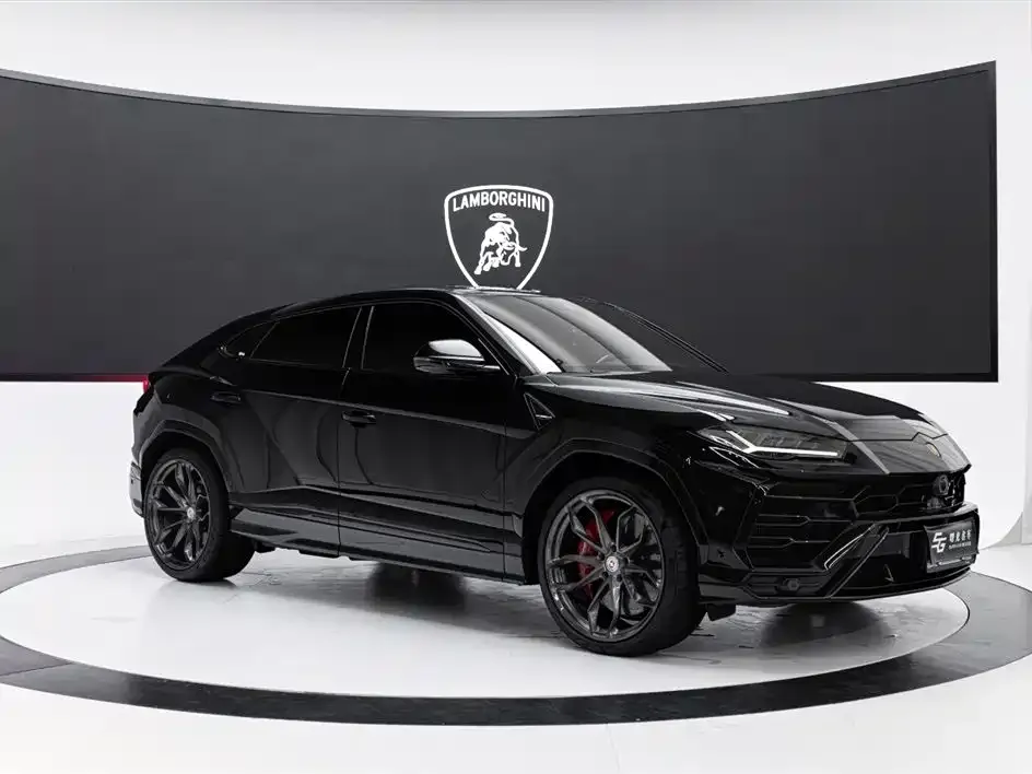 Lamborghini Urus — фото 7
