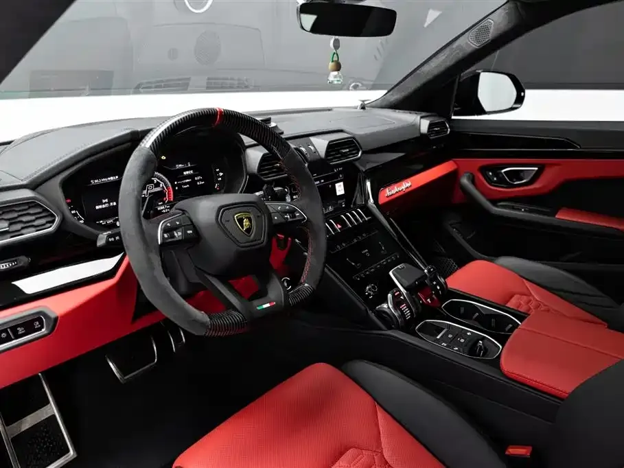 Lamborghini Urus — фото 4
