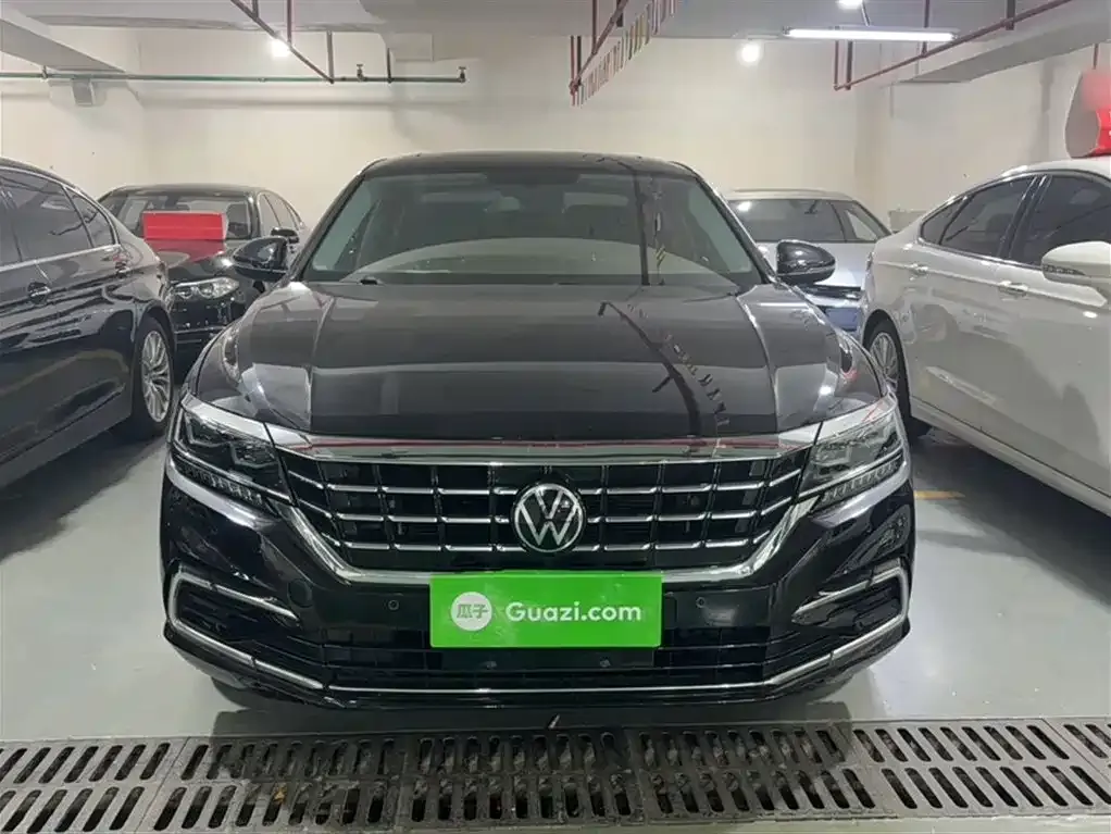 Volkswagen Passat — фото 6
