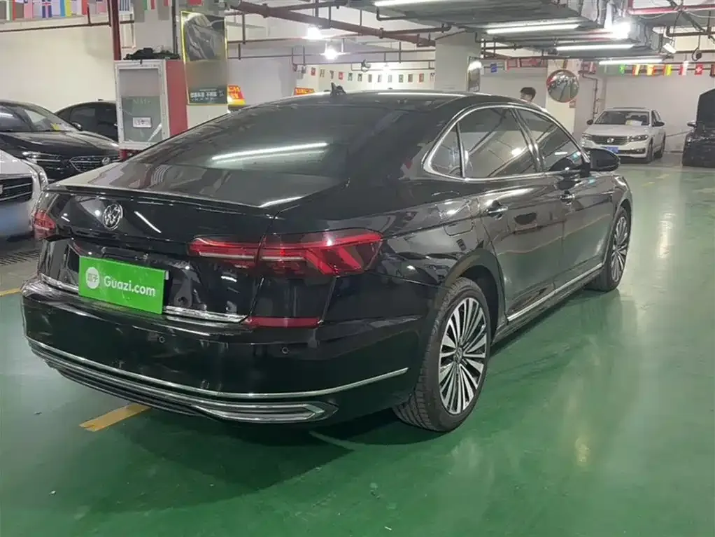 Volkswagen Passat — фото 4