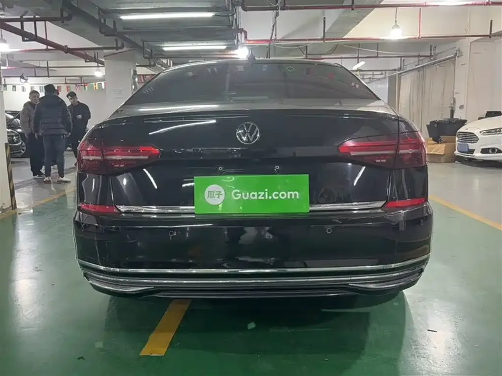 Volkswagen Passat — фото 5