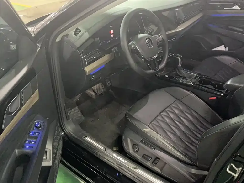 Volkswagen Passat — фото 7