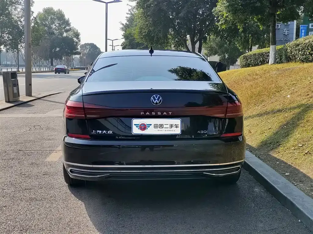 Volkswagen Passat New Energy — фото 5