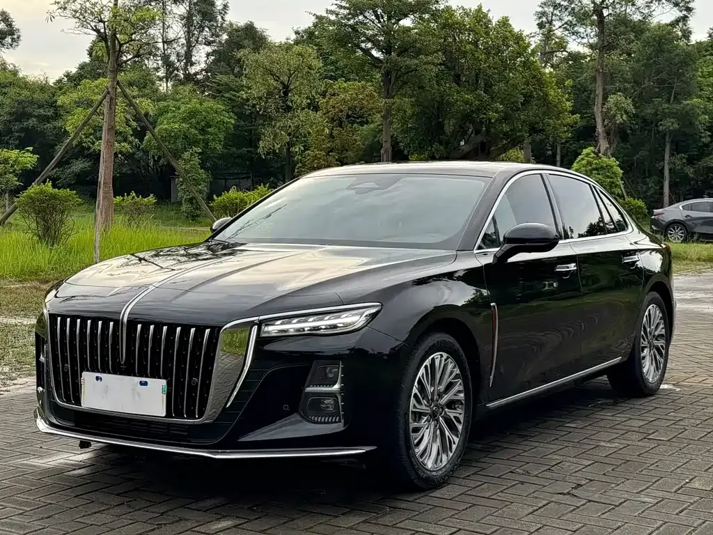 Hongqi H5 — фото 1