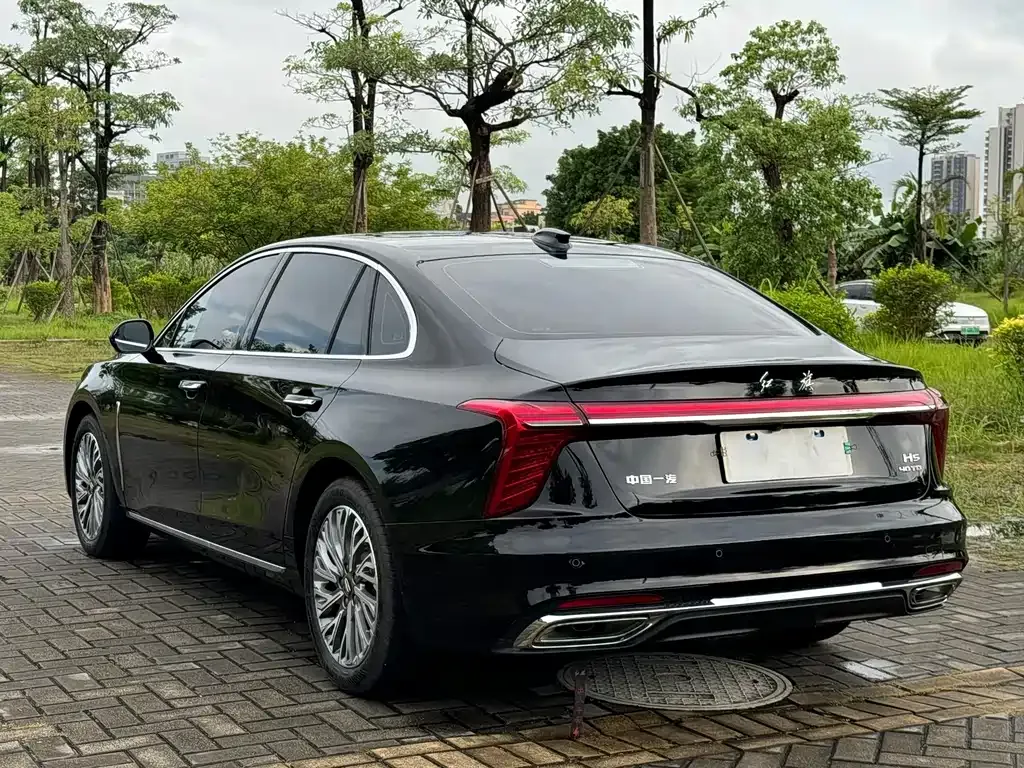 Hongqi H5 — фото 5