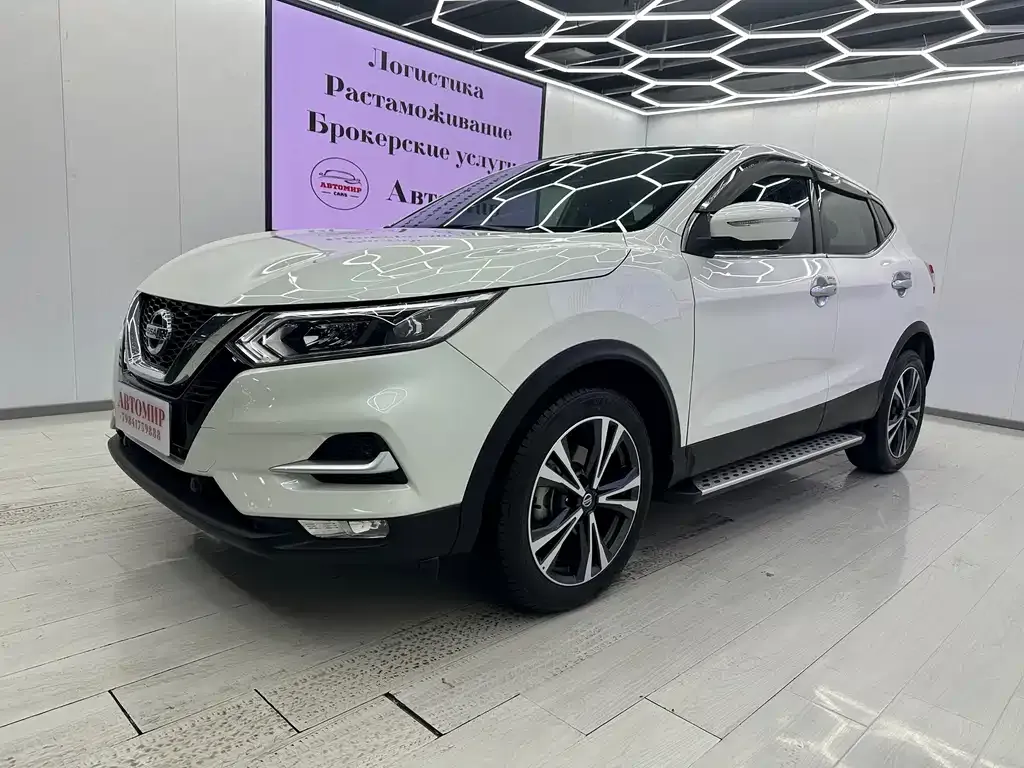 Nissan Qashqai — фото 1