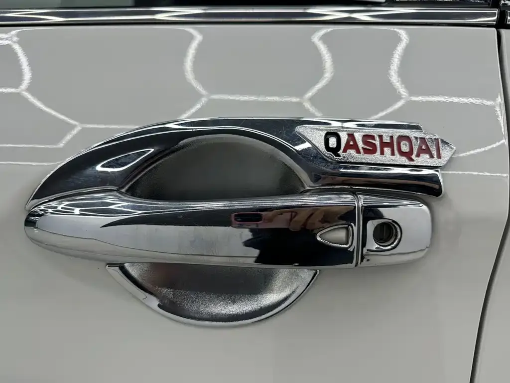 Nissan Qashqai — фото 5