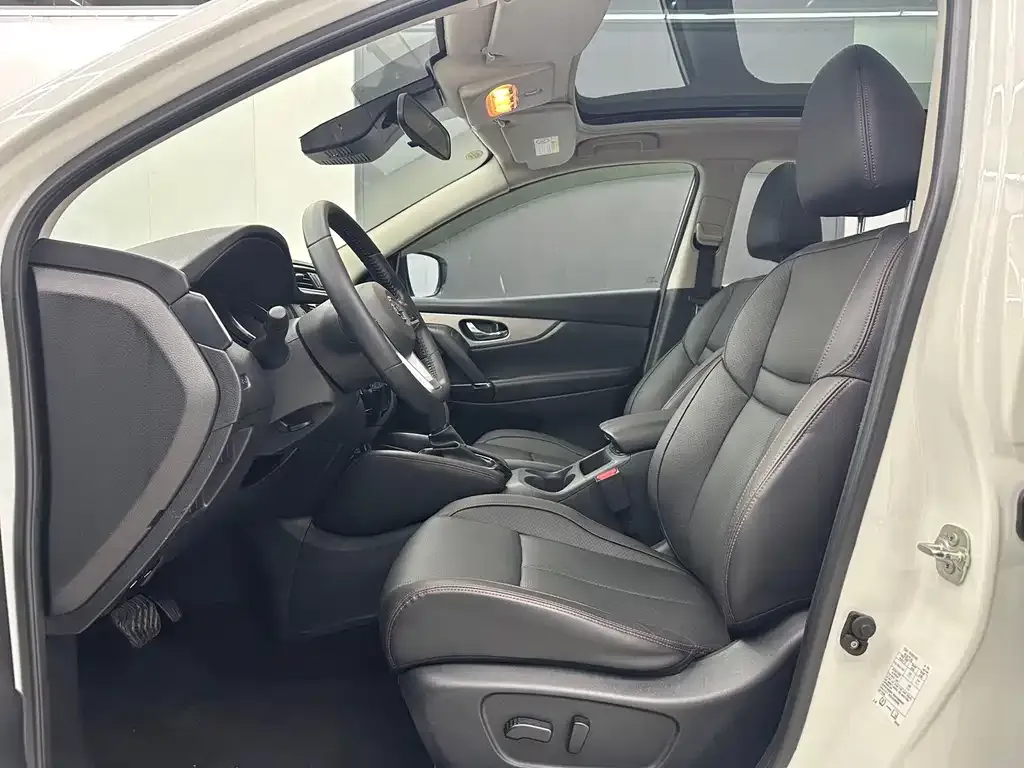 Nissan Qashqai — фото 2