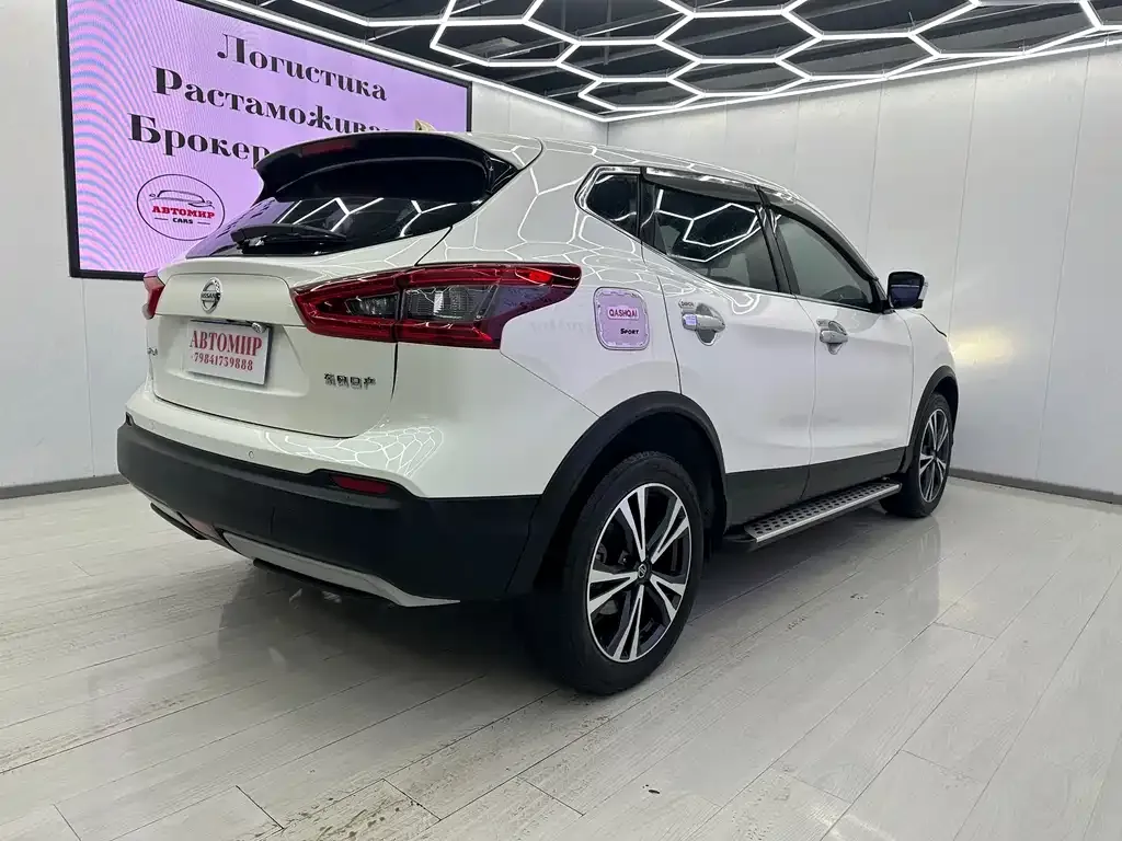 Nissan Qashqai — фото 4