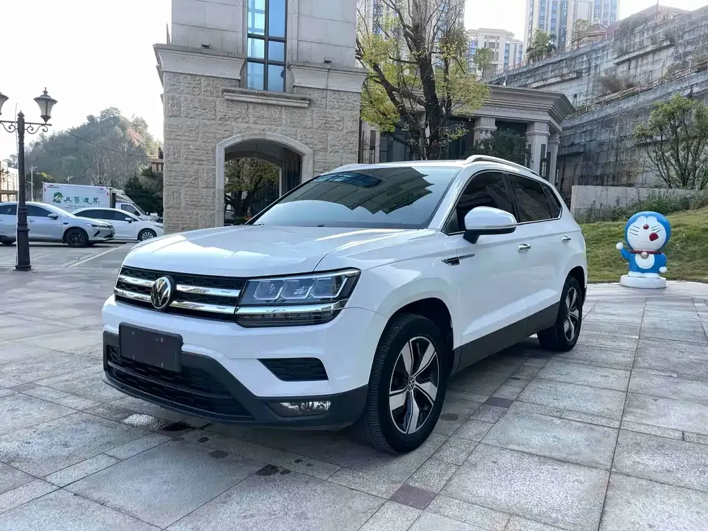 Volkswagen Tharu — фото 1