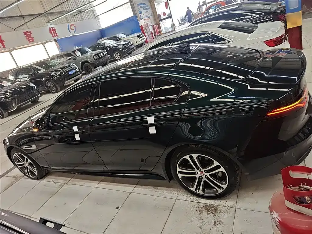 Jaguar XEL — фото 10