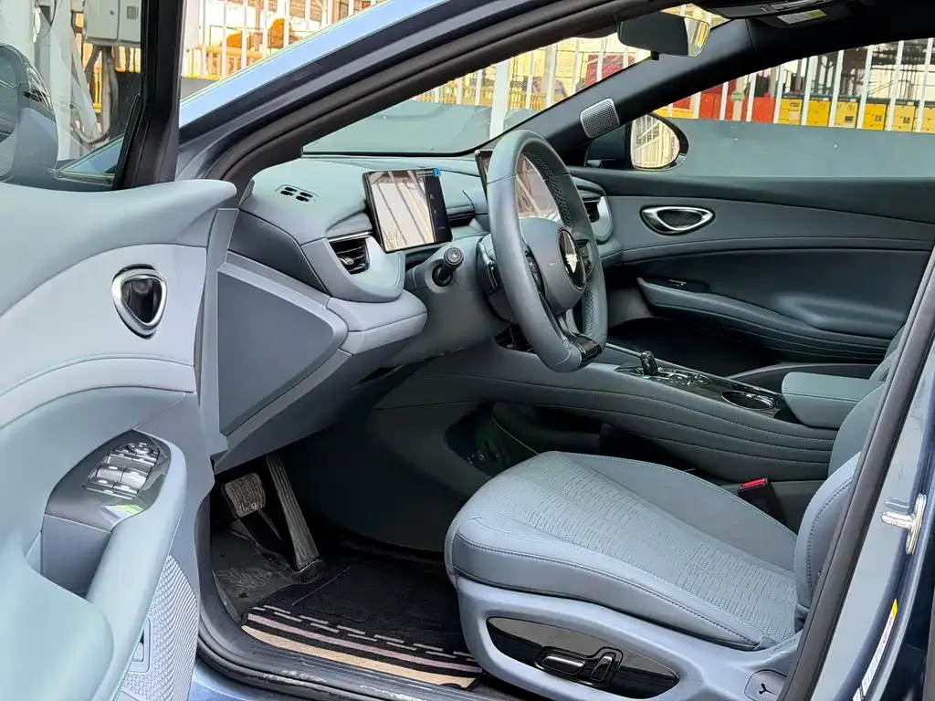 BYD Seal 06GT — фото 4