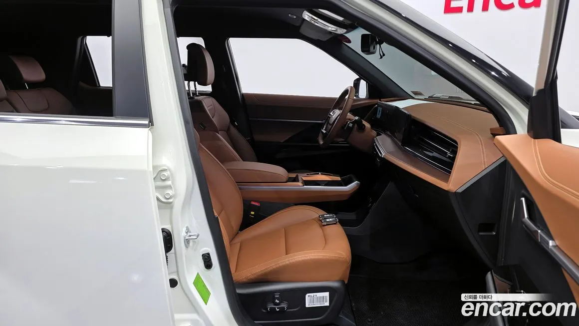 KG Mobility (Ssangyong) Torres — фото 10