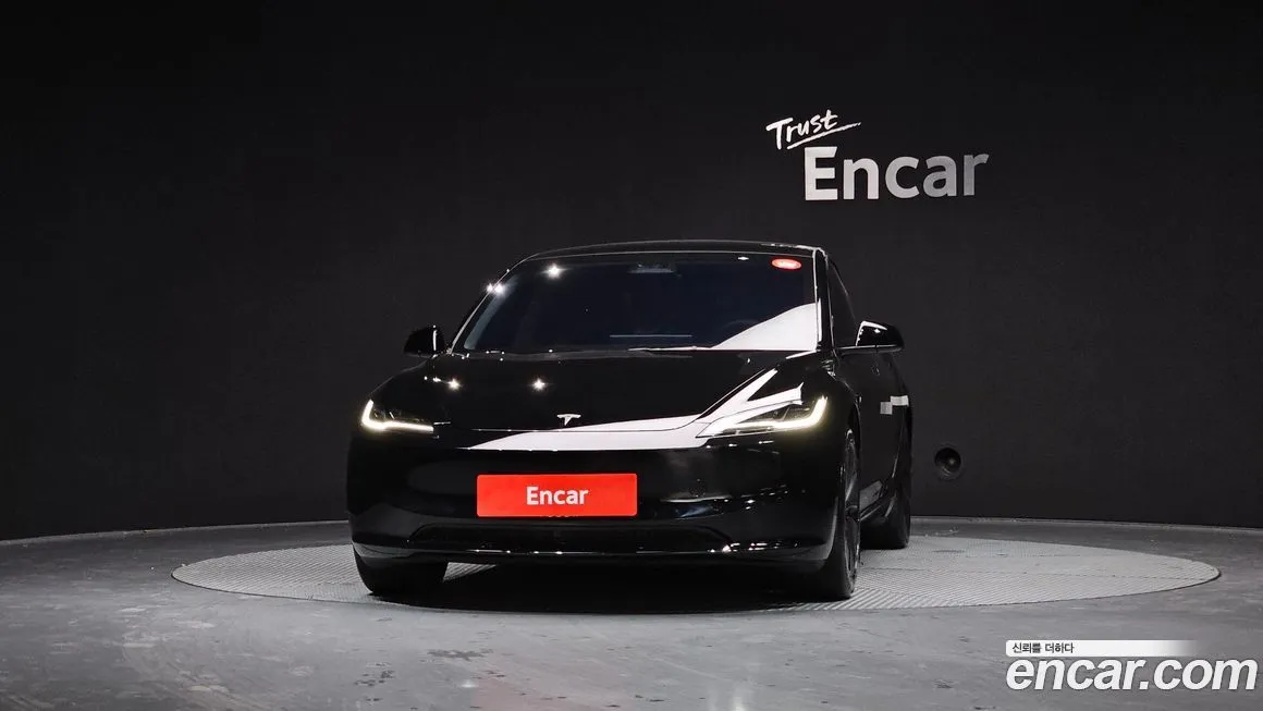 Tesla Model 3 — фото 4