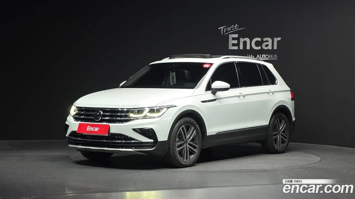 Volkswagen Tiguan — фото 1