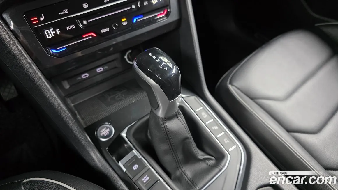 Volkswagen Tiguan — фото 9