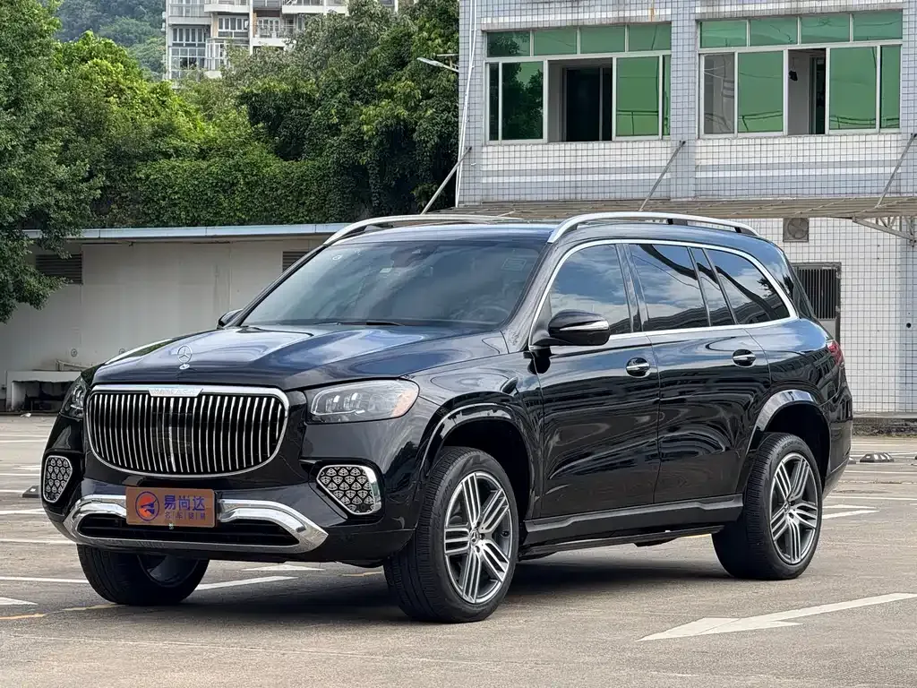 Mercedes-Benz GLS — фото 10