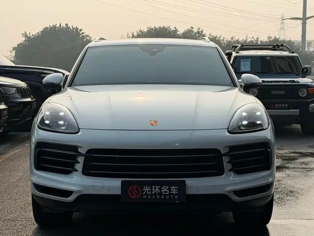 Porsche Cayenne — фото 7