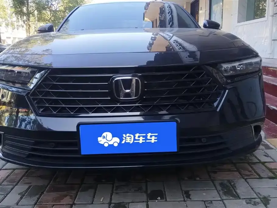 Honda Accord — фото 8