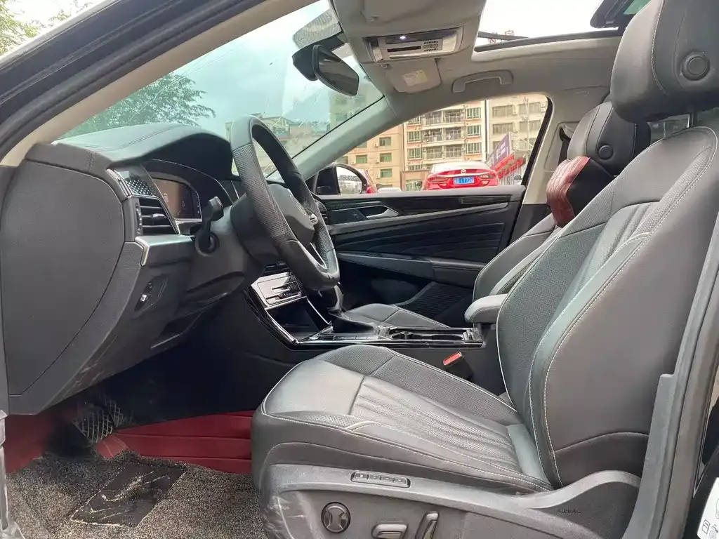 Volkswagen Passat — фото 9