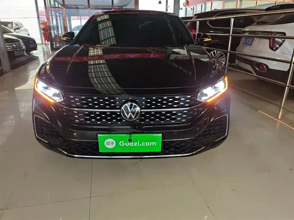 Volkswagen Passat — фото 3