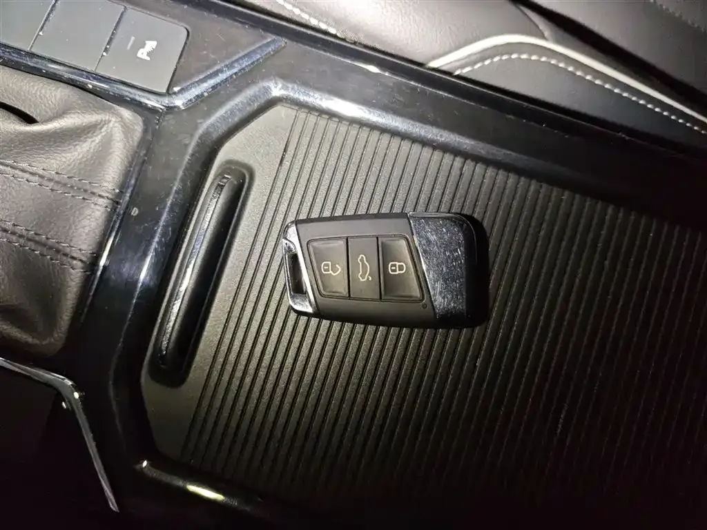 Volkswagen Passat — фото 9