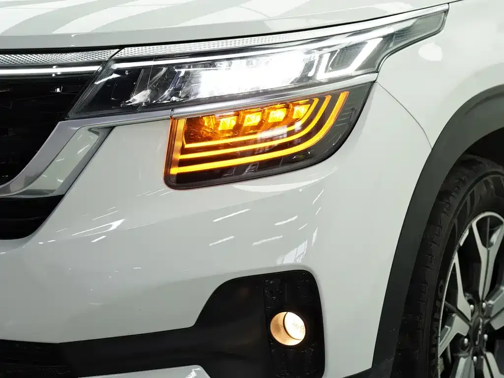 Kia KX3 — фото 7