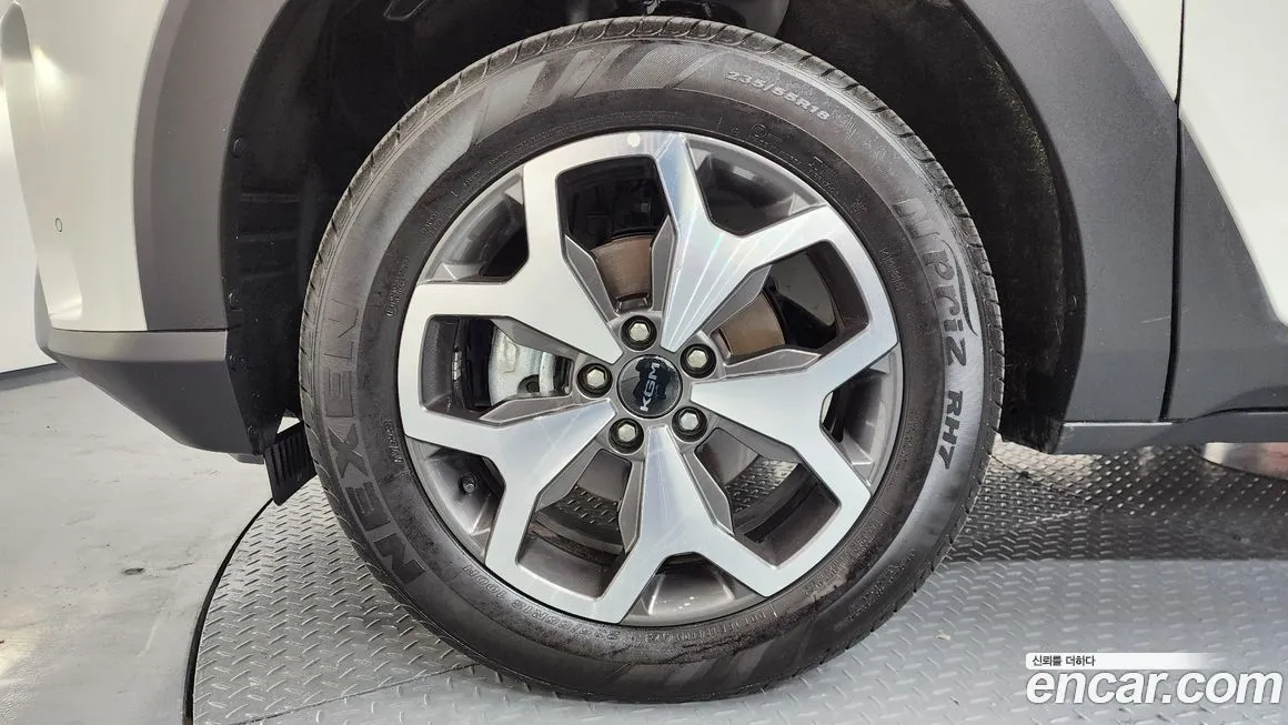 KG Mobility (Ssangyong) Torres — фото 9