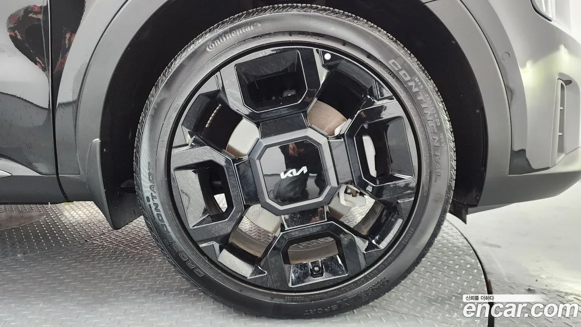 Kia Sorento — фото 5