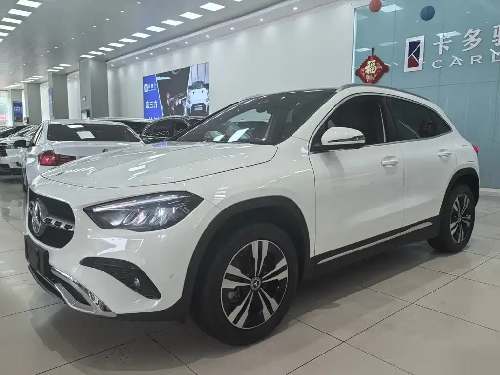 Mercedes-Benz GLA — фото 4